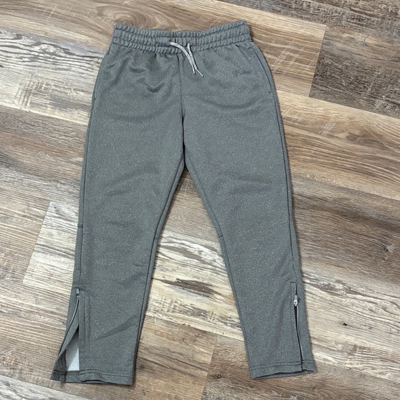 OshKosh B'gosh Other - OshKosh B'gosh Charcoal Jogger Pants